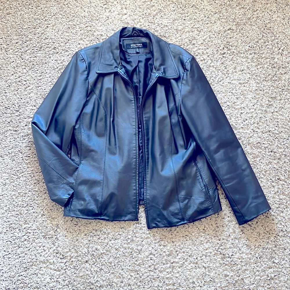 Black leather jacket by New York & Company Sz XL